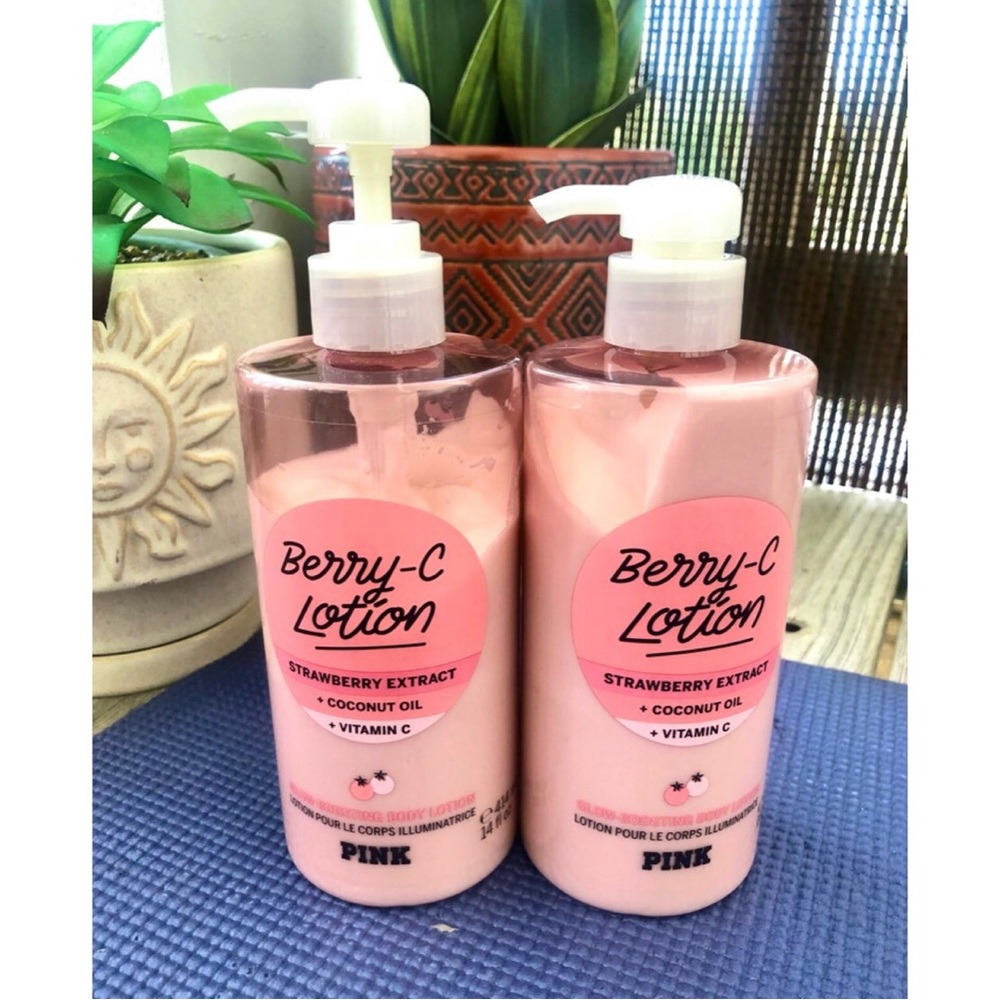 Victorias Secret PINK Berry C Glow Boosting body lotion duo